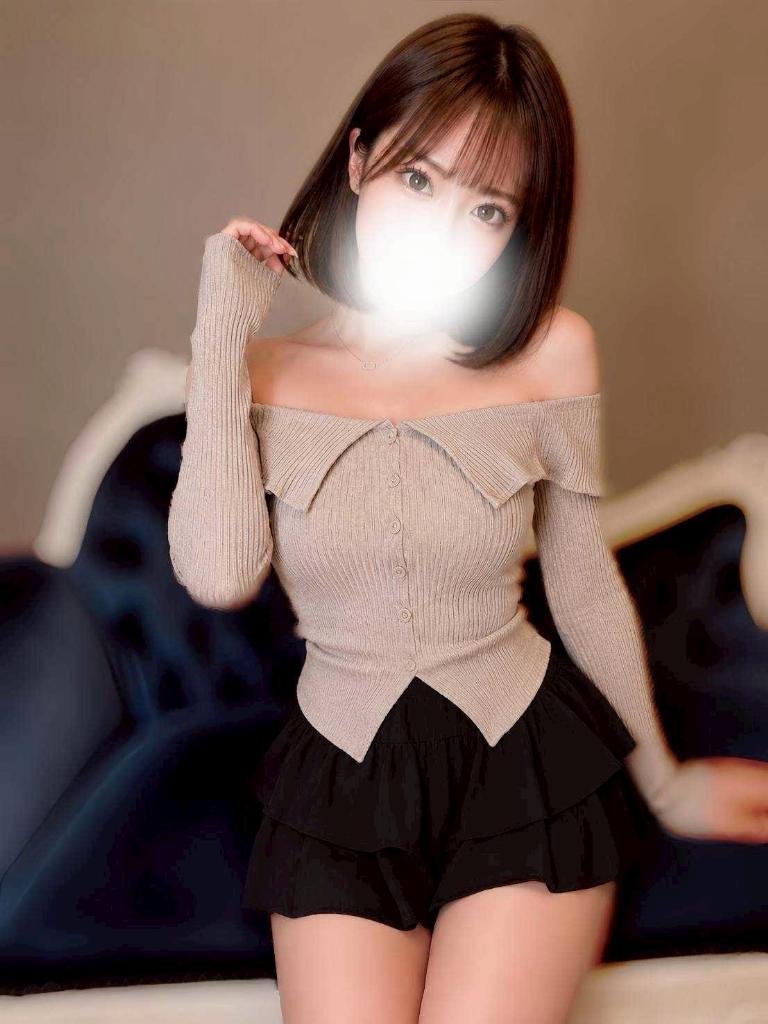 小春あや