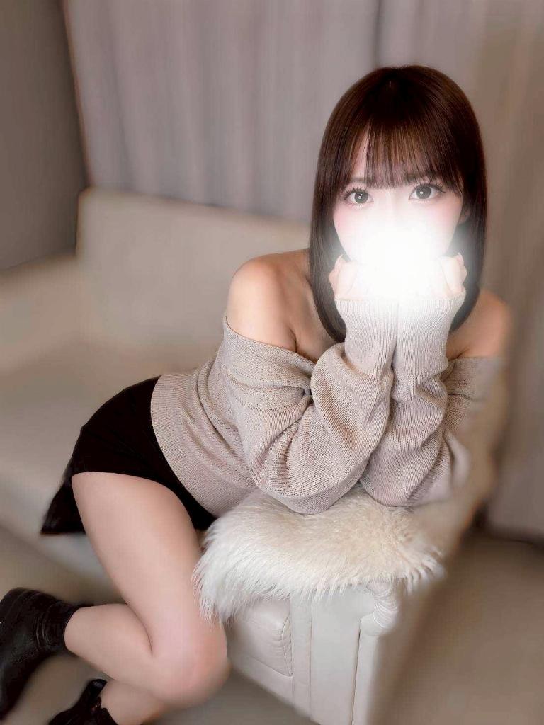 小春あや