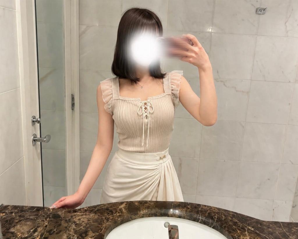 小春あや