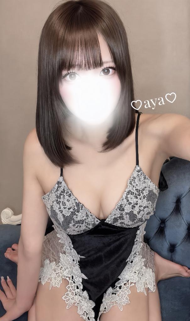 小春あや