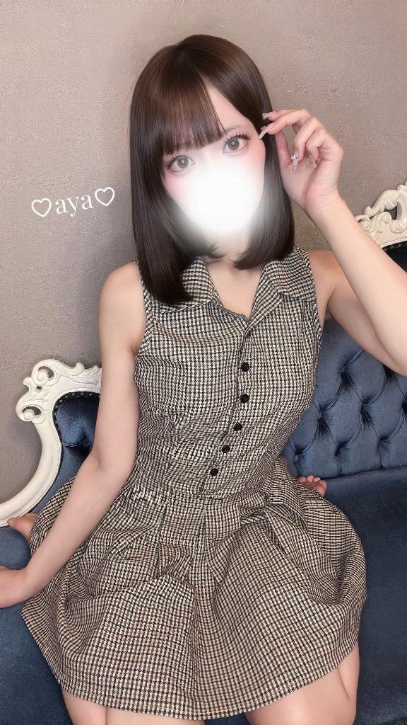 小春あや
