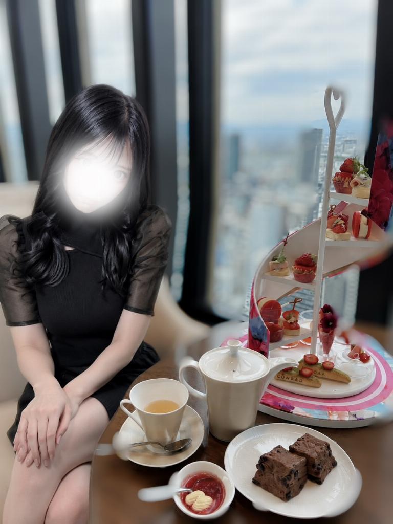東条ゆきの